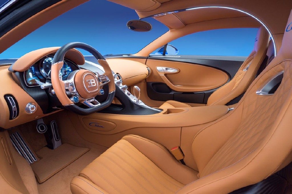 ¡Ya está aquí! Bugatti Chiron: 1500 CV, 16 cilindros y sólo 2,2 segundos para alcanzar los 100 km/h 3