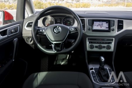 Prueba: Volkswagen Golf Sportsvan 1.6 TDI 110 CV DSG (equipamiento, comportamiento, conclusión)