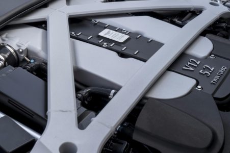 aston-martin-db11-201626282_12