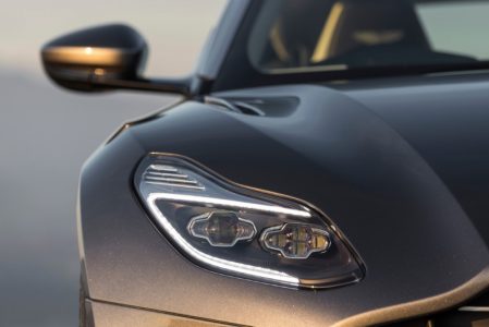 aston-martin-db11-201626282_14