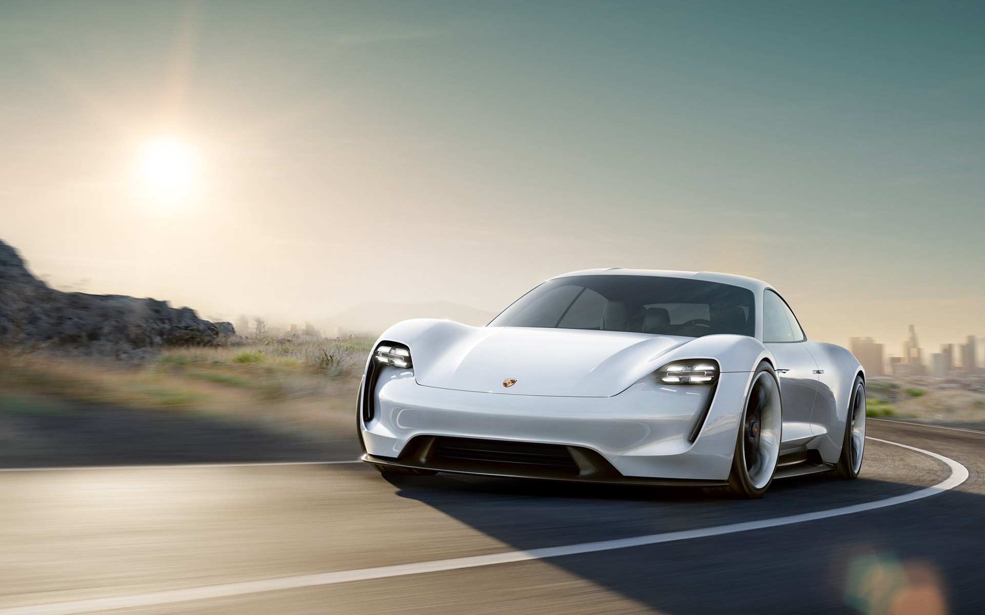 El Porsche Mission E continúa adelante: cifras de auténtico deportivo