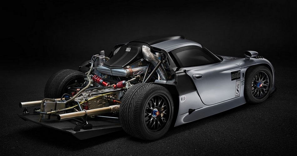 ¿Estarías dispuesto a pagar 3 millones de euros por un Porsche 911 GT1 homologado para calle? 2