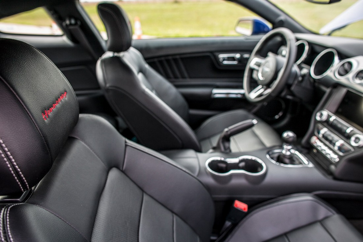 Hennessey Mustang HPE750: Cuando unes potencia y fibra de carbono salen estos resultados 3