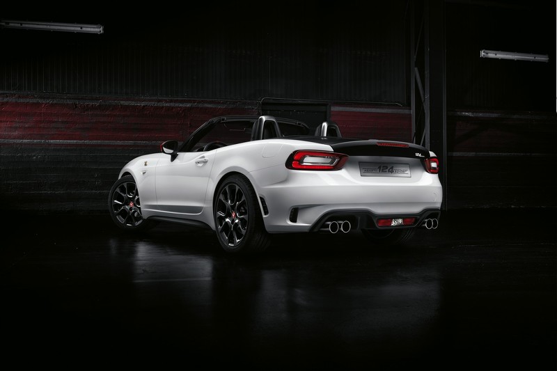 Oficial: Abarth 124 Spider, 170 caballos de músculo italo-japo