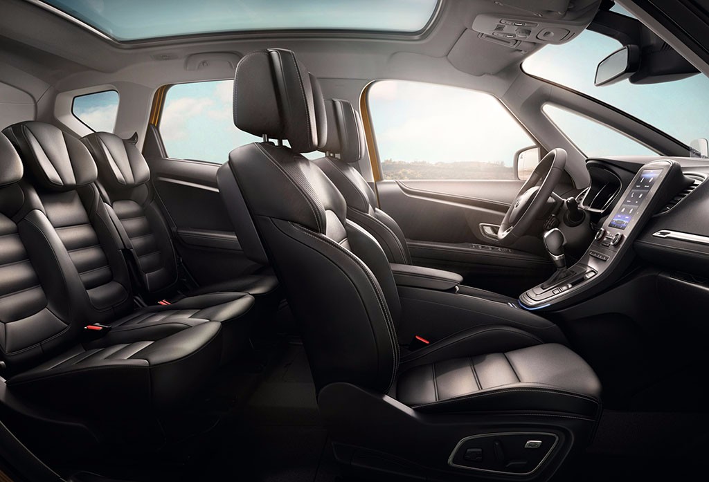 Renault Scénic 2016: El monovolumen se reinventa para acercarse más a un crossover 2