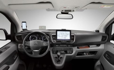 Peugeot Expert y Citroën Jumpy: Nuevos comerciales ligeros disponibles en varias configuraciones