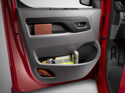 2016-CitroenJumpy-44