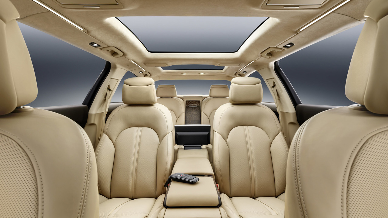 Audi A8 L Extended: Con seis metros de longitud y... ¡seis puertas! 4