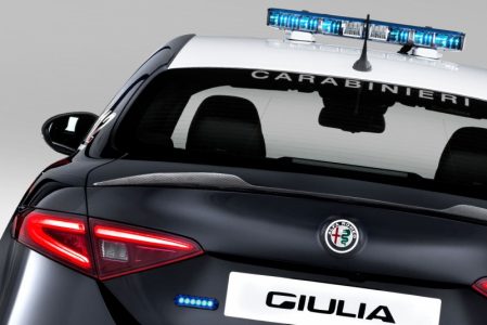 Los Carabinieri ya cuentan en su flota con el Alfa Romeo Giulia QV de 510 CV: ¡No podrás escapar de ellos!