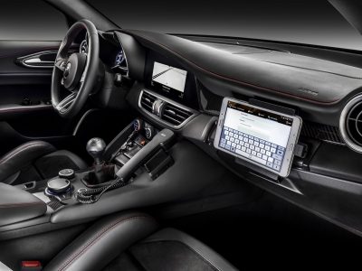 Alfa-Romeo-Giulia-QV0Police-19