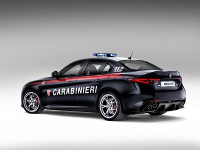 Alfa-Romeo-Giulia-QV0Police-2