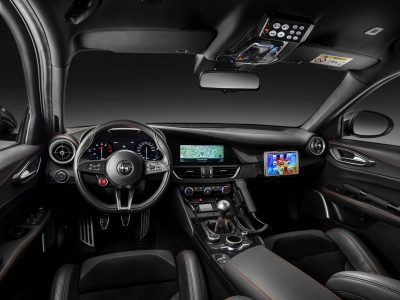 Alfa-Romeo-Giulia-QV0Police-20