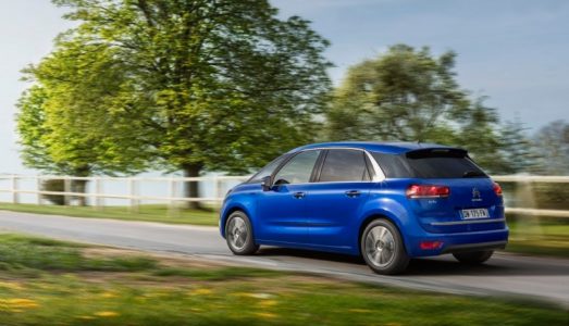 Citroën C4 Picasso y Grand C4 Picasso 2016: Más equipado y con un rediseño frontal