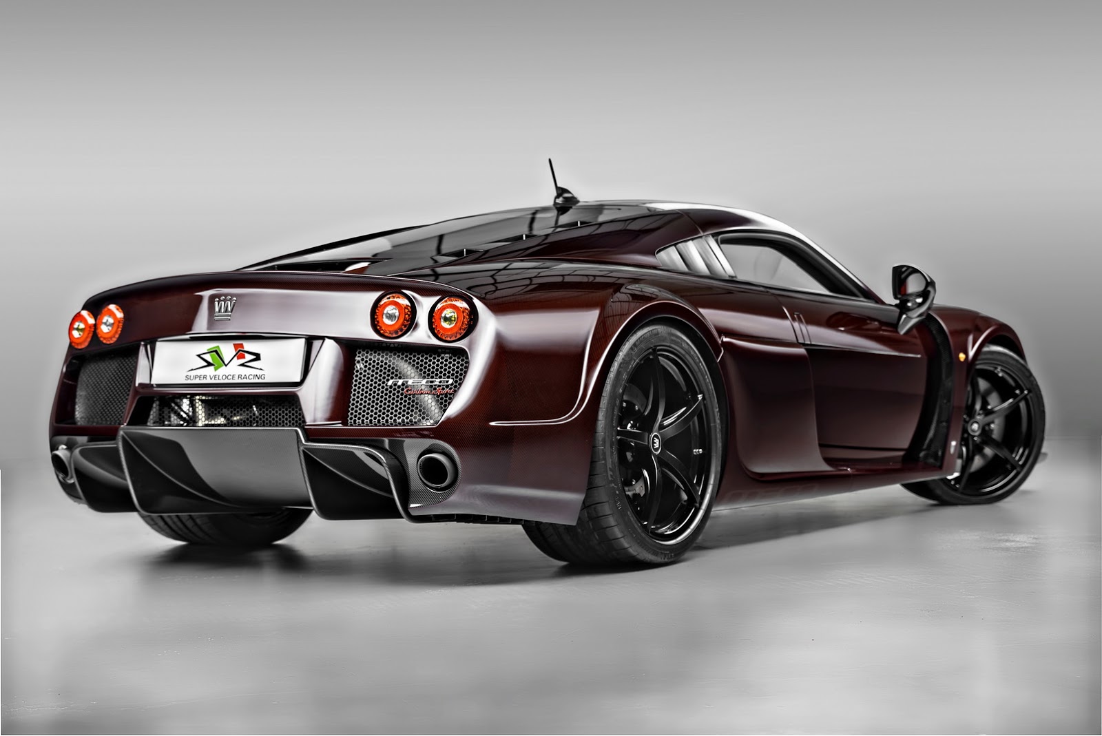 El Noble M600 que estará desde mañana en el Salón de Londres: 668 CV y 1198 kg 3