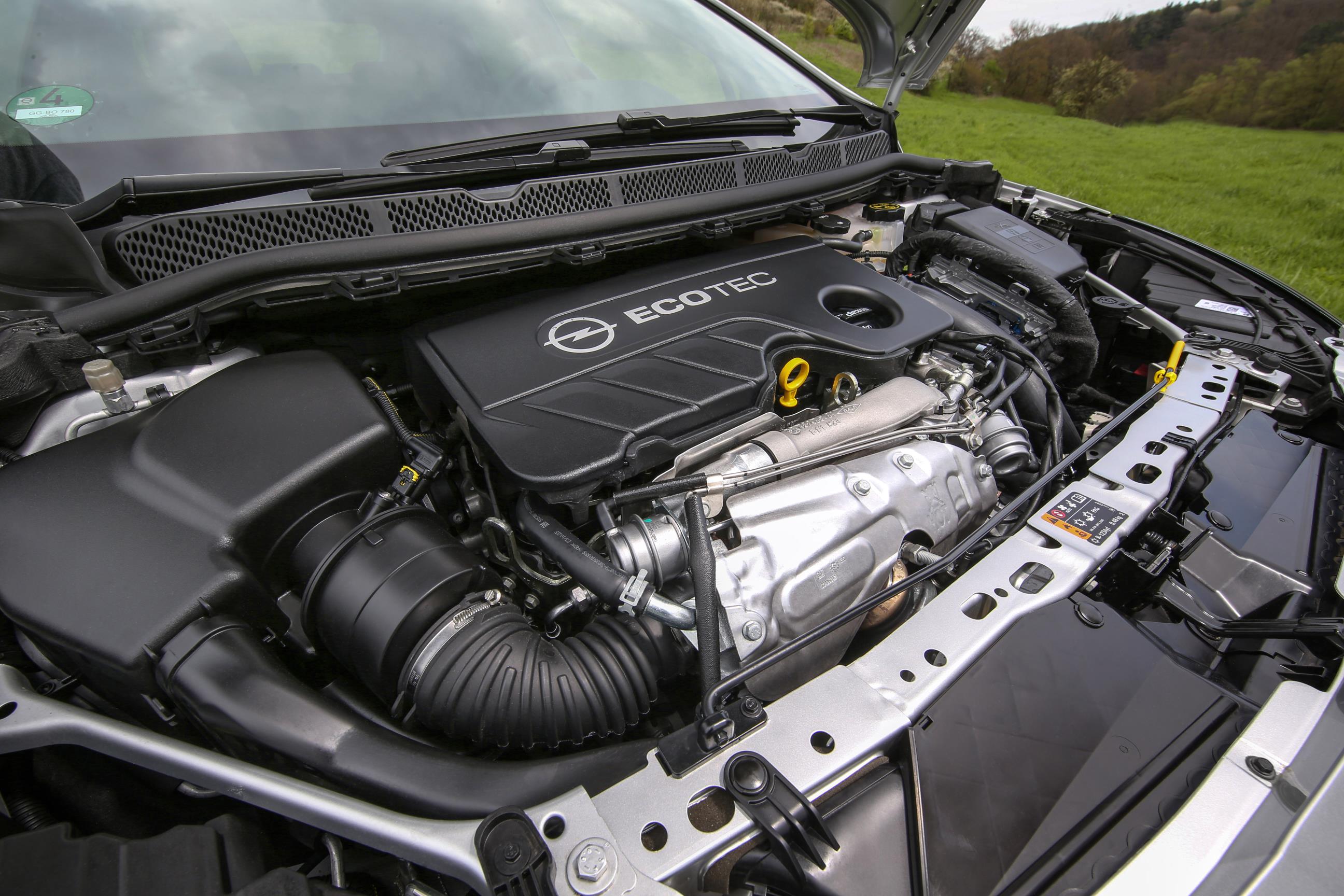 Llega el Opel Astra 1.6 Biturbo CDTI con 160 CV: Cuando prestaciones y ahorro se unen de la mano 3