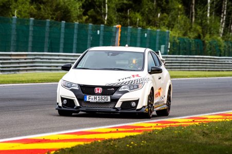 El Honda Civic Type R también bate récords en otros circuitos europeos: ¿El GTI más rápido del mercado?