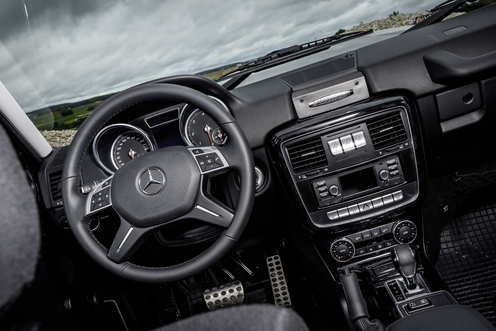 Mercedes Clase G Professional 2016: Tu aliado en el trabajo fuera del asfalto 4