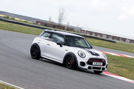 MINI John Cooper Works Challenge: 100 unidades para calle con esencia de competición