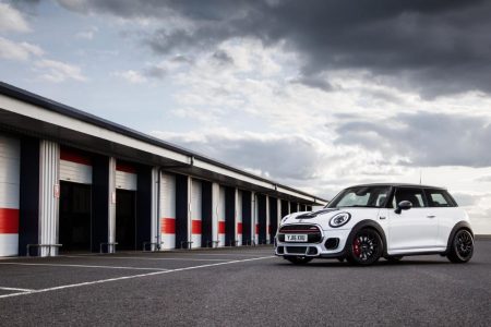 MINI John Cooper Works Challenge: 100 unidades para calle con esencia de competición