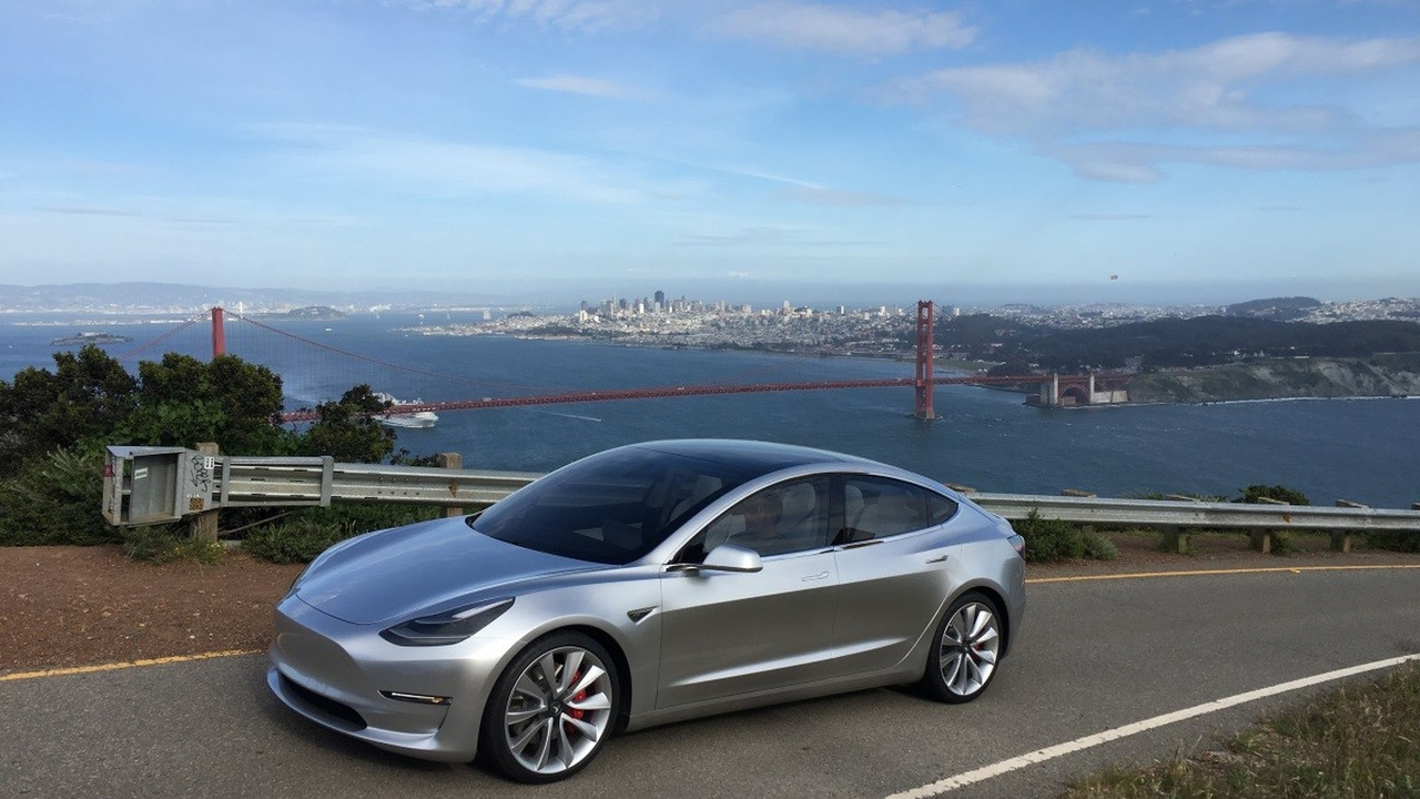 Nuevas fotos oficiales del Tesla Model 3, al natural