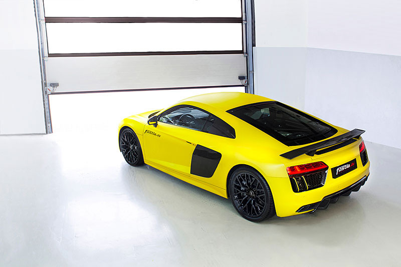 ¿Qué te parece éste Audi R8 V10 Plus vinilado en color amarillo?