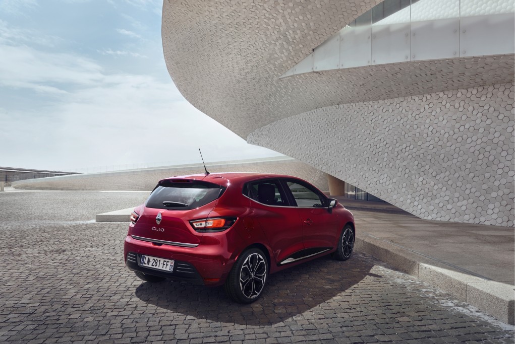Renault Clio 2016: Ahora con el nuevo 1.5 dCi de 110 CV y acabado Initiale Paris 10