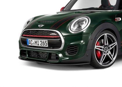 AC Schnitzer ensalza la estética y sonido de tu MINI: ¡Hora de personalizarlo!