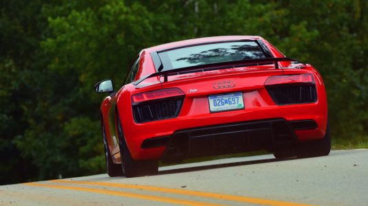 El Audi R8 Plus Underground Racing recibe un kit Twin-Turbo y entrega... ¡2.200 CV de potencia!