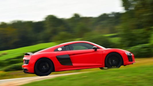 El Audi R8 Plus Underground Racing recibe un kit Twin-Turbo y entrega... ¡2.200 CV de potencia!