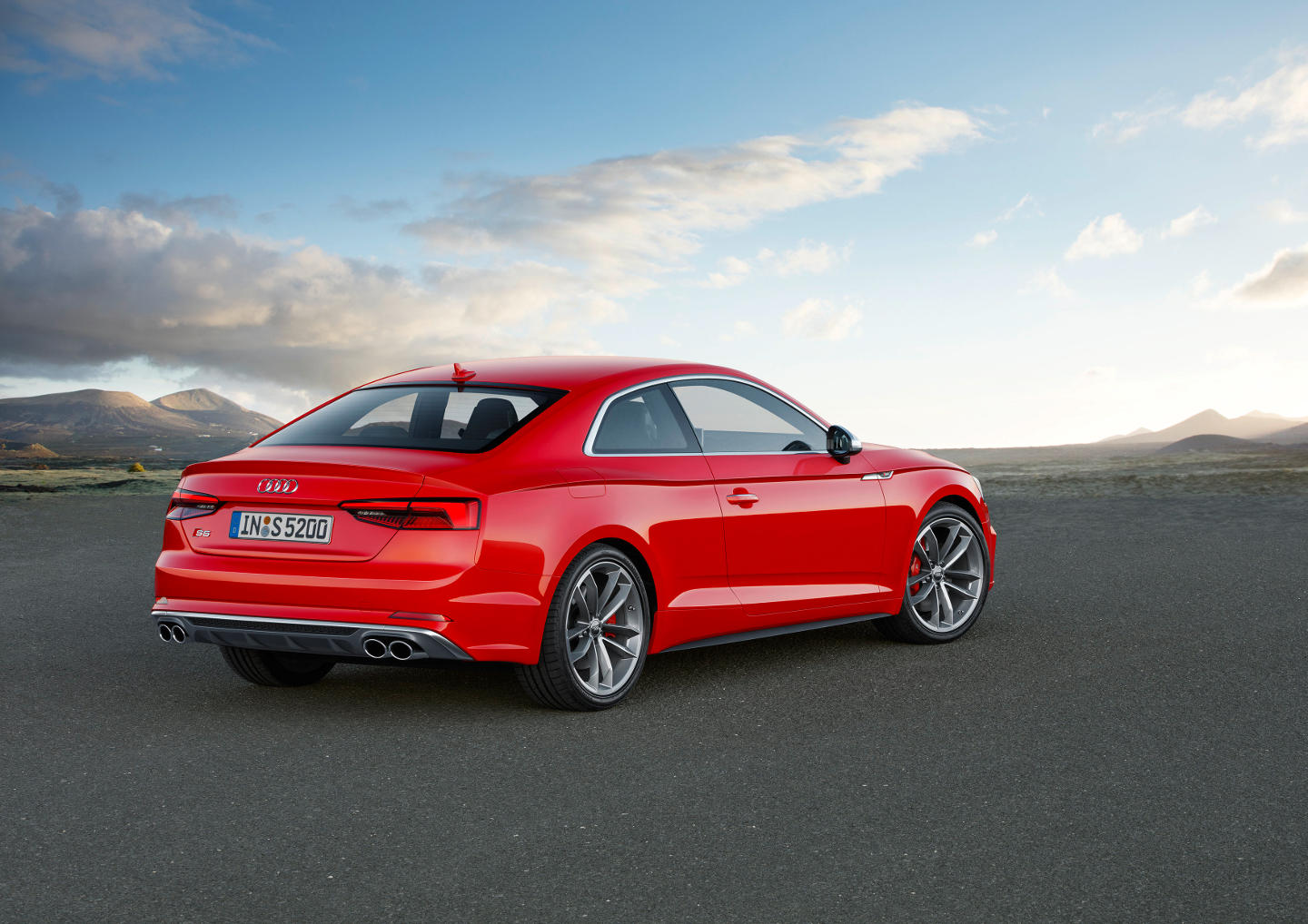 El nuevo Audi A5 y S5 Coupé llegan a España: Podrás optar a la gama desde 45.900 euros...