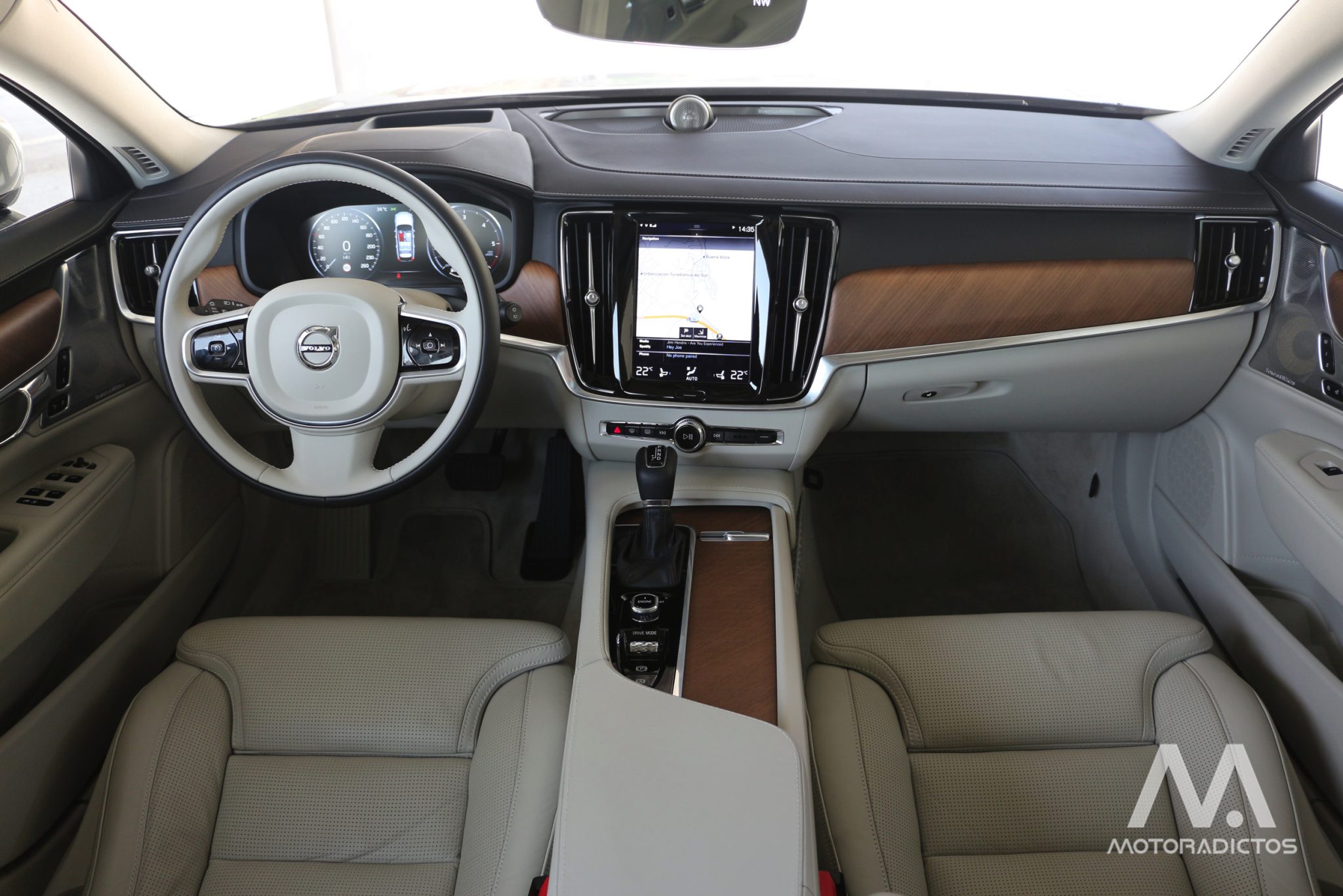 Prueba: Volvo S90 y V90, la ofensiva sueca del segmento E 33
