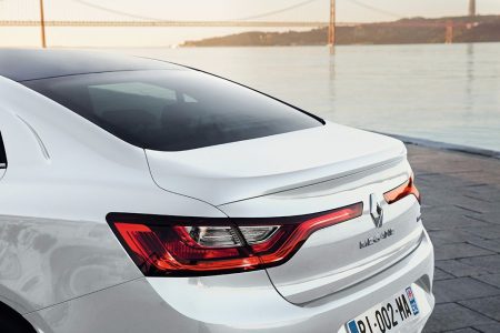 Renault Mégane Sedán 2017: Llega el eslabón anterior al Talisman