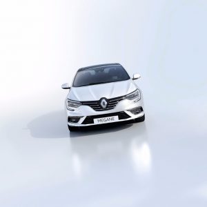 Renault Mégane Sedán 2017: Llega el eslabón anterior al Talisman