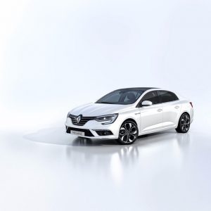 Renault Mégane Sedán 2017: Llega el eslabón anterior al Talisman