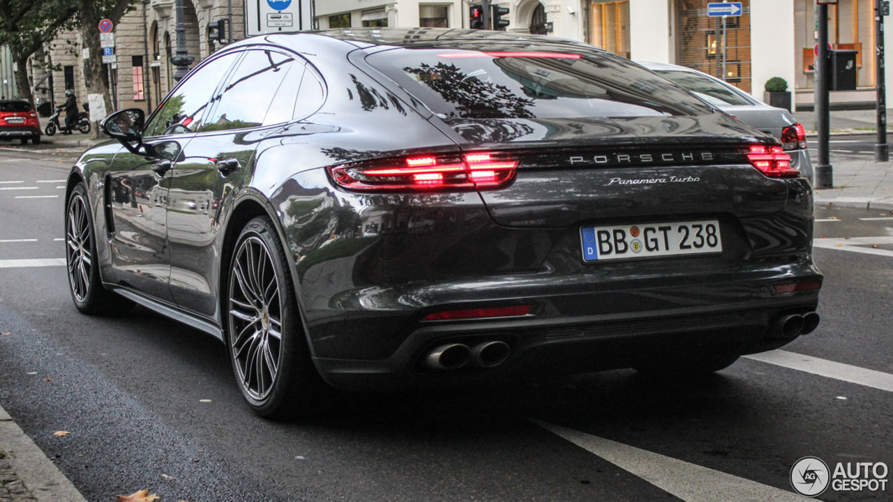 Así luce el nuevo Porsche Panamera Turbo al natural