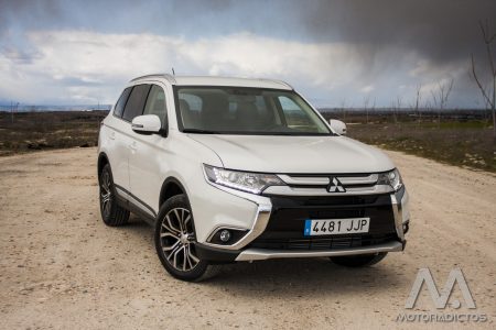 Prueba: Mitsubishi Outlander 220 DI-D 150 CV 2WD (equipamiento, comportamiento, conclusión)