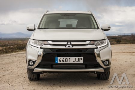 Prueba: Mitsubishi Outlander 220 DI-D 150 CV 2WD (equipamiento, comportamiento, conclusión)