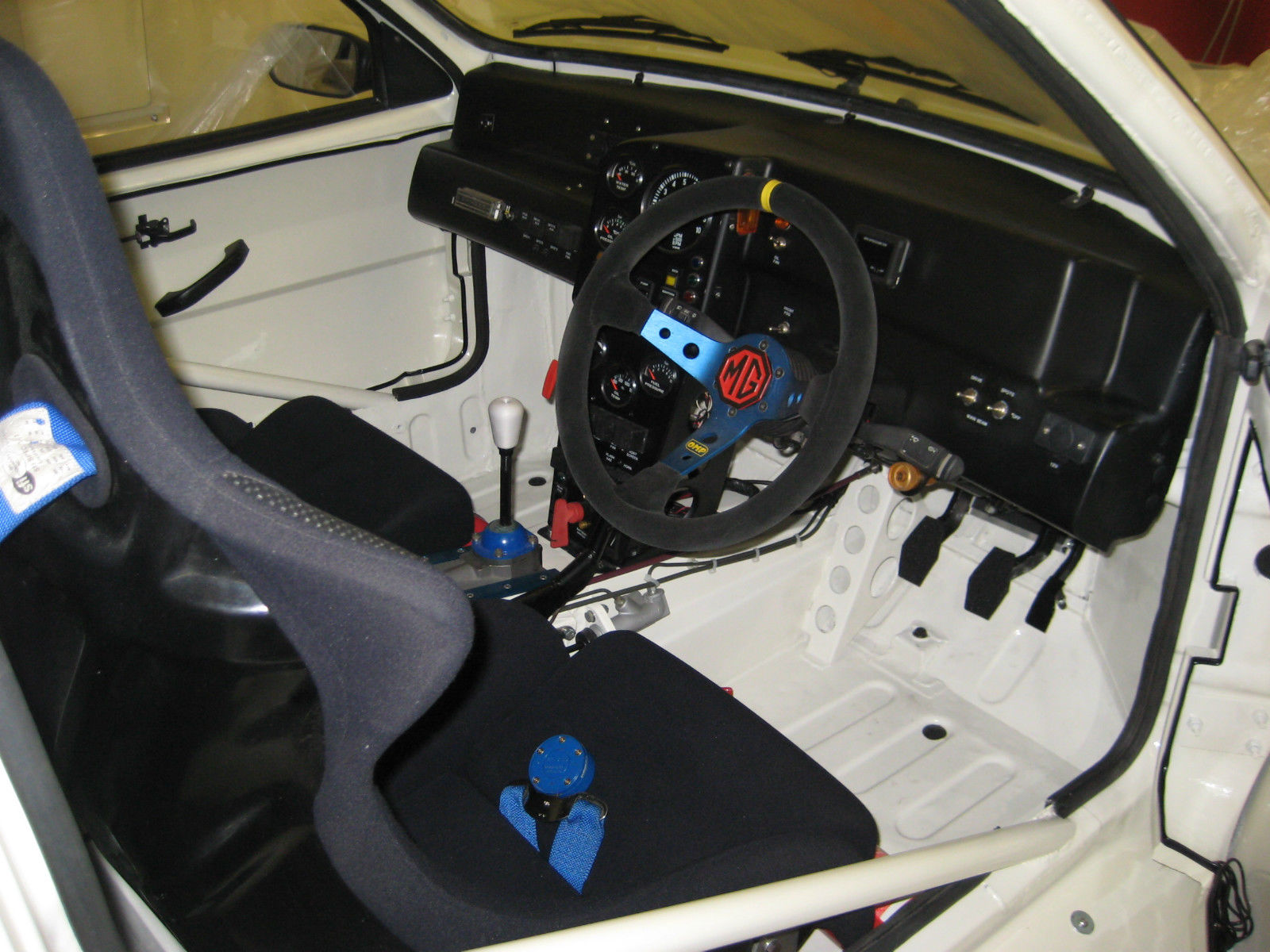 ¿Quieres el MG Metro 6R4 de Colin McRae? Prepara más de 400.000 euros... 2