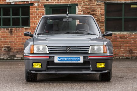 Sale a la venta un Peugeot 205 T16 con tan sólo 12.266 kilómetros: Hacerte con una leyenda de Grupo B es posible