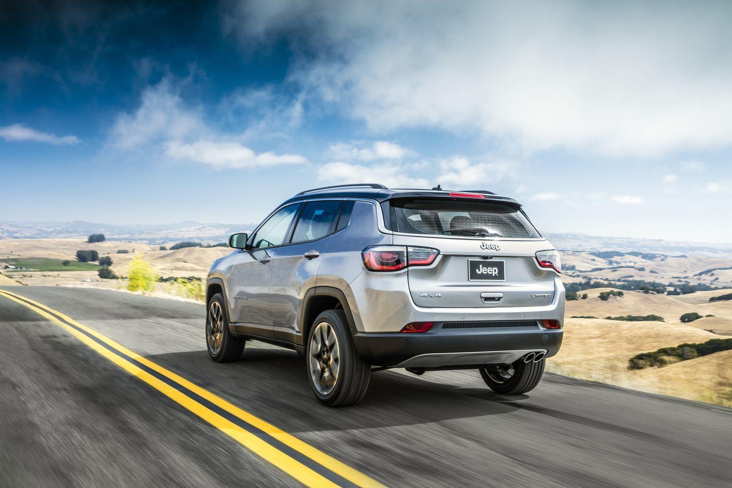 Así es el nuevo Jeep Compass 2017: Llega el reemplazo de los Patriot y Compass de anterior generación 1