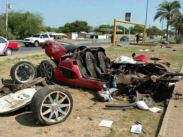Espectacular accidente de un Koenigsegg CCX Custom Vision valorado en 1,2 millones de euros 6