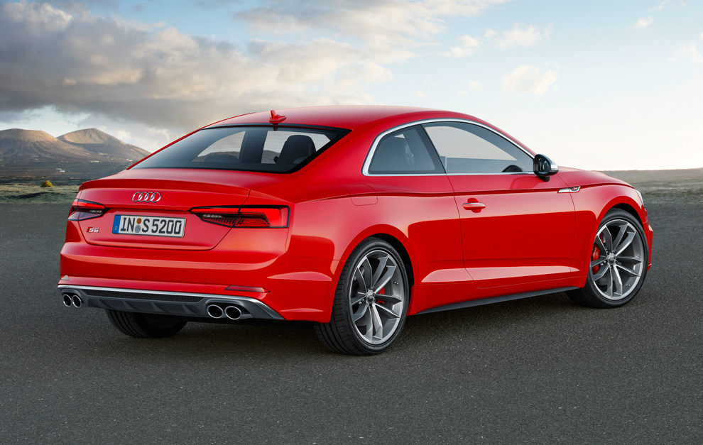 Los nuevos Audi RS4 y RS5 ya tienen motor, y ambos serán seis cilindros 2