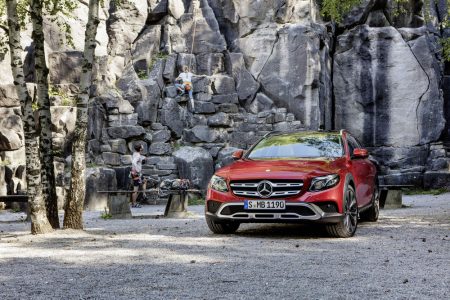 Mercedes Clase E All-Terrain: La mejor forma de hacerte con un Clase E apto para el campo