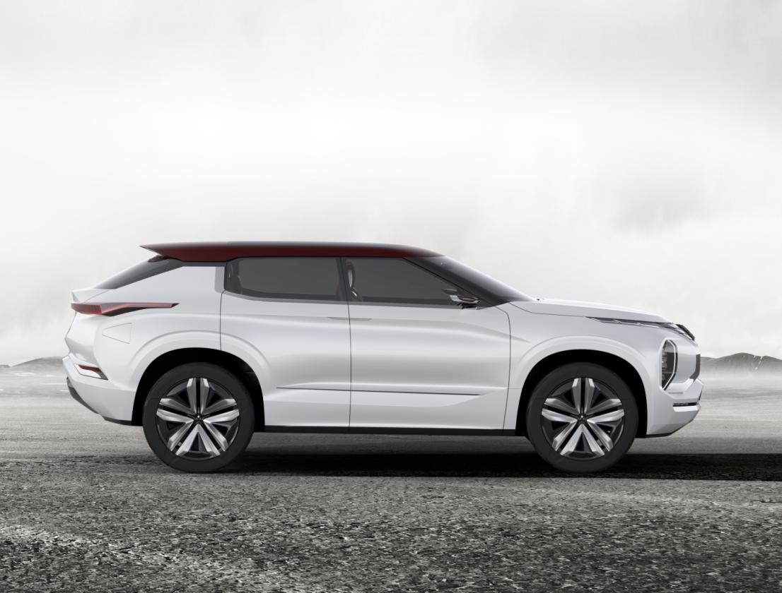 Mitsubishi GT-PHEV Concept: Un prototipo de SUV híbrido enchufable que veremos en el Salón de París