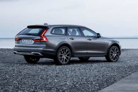 Ranchera todoterreno: Así luce el Volvo V90 Cross Country en imágenes