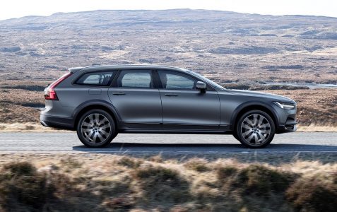 Ranchera todoterreno: Así luce el Volvo V90 Cross Country en imágenes