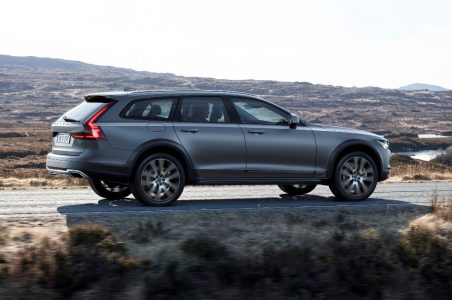 Ranchera todoterreno: Así luce el Volvo V90 Cross Country en imágenes