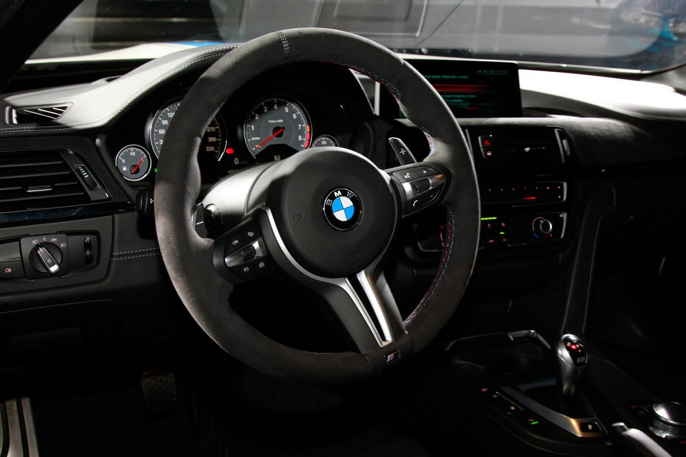 bmw-m4-dtm-champion-edition-2016-11