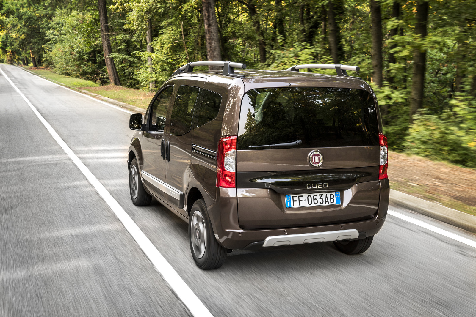 Fiat Qubo 2017: Más tecnología a bordo y motores puestos al día, desde 9.130 euros