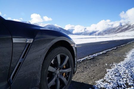 ¿Te atreverías a ir al campo base del Everest con tu Nissan GT-R?